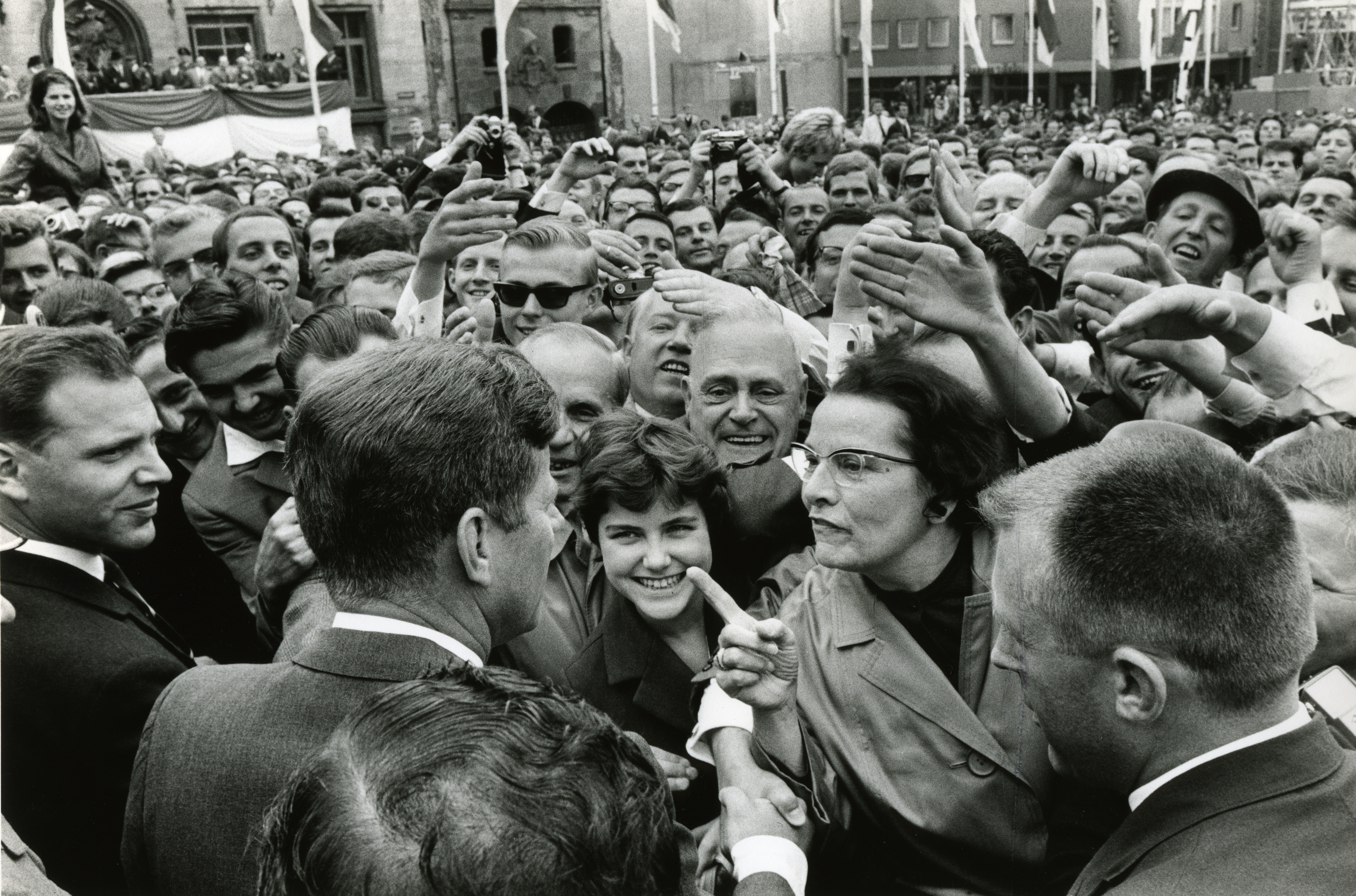 John F. Kennedy während seines Deutschlandbesuchs in Köln, 1963, Ulrich Mack / Bayerische Staatsbibliothek