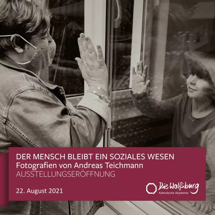 Der Mensch bleibt ein soziales Wesen Der Mensch bleibt ein soziales Wesen. Fotografie: Andreas Teichmann