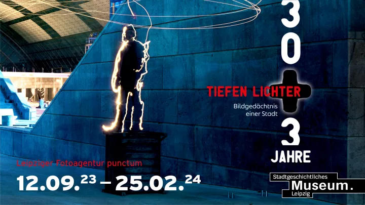 Bertram Kober und Hael Yggs "Lichthall" Lichtinszenierung in der Bauphase der Neuen Leipziger Messe, 1995 Tiefen/Lichter - Bildgedächtnis einer Stadt. 30+3 Jahre Leipziger Fotoagentur Punctum