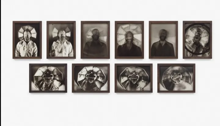 © Dieter Appelt: Tableau Oppedette, 1980, 7-teilige Fotoarbeit © Dieter Appelt: Tableau Oppedette, 1980, 7-teilige Fotoarbeit
