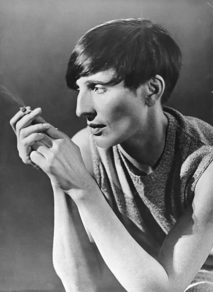 – Gerty Simon, Renée Sintenis, um 1929- 1932, The Bernard Simon Collection, Wiener Holocaust Library Collections © Gerty Simon, Renée Sintenis, um 1929- 1932, The Bernard Simon Collection, Wiener Holocaust Library Collections