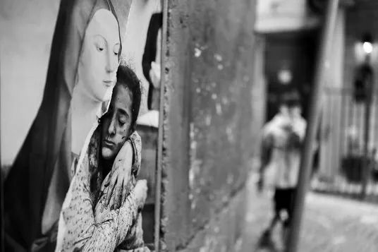 HOFFNUNG IN NEAPEL | SPERANZA A NAPOLI FOTOGRAFISCHE INTERPRETATIONEN VON STEFAN HEINZE