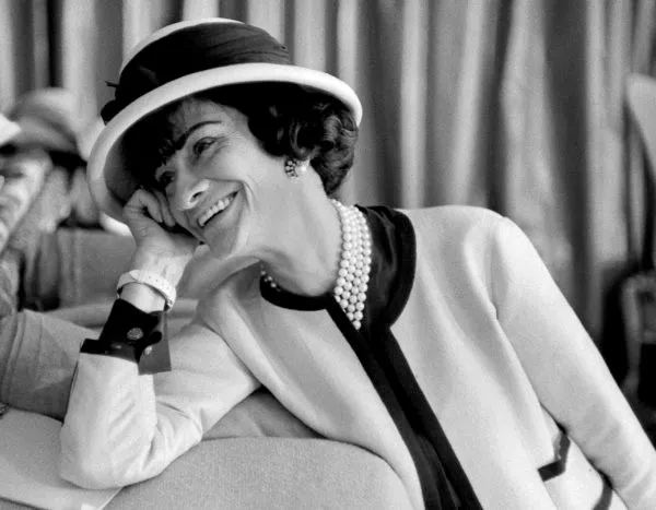 © Douglas Kirkland, Coco Chanel, 1962 © Douglas Kirkland, Coco Chanel, 1962