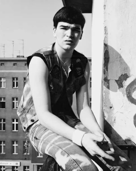 Michael Schmidt | Ohne Titel, aus Berlin-Kreuzberg. Stadtbilder, 1981-1983 | Stiftung für Fotografie und Medienkunst mit Archiv Michael Schmidt © Stiftung für Fotografie und Medienkunst mit Archiv Michael Schmidt Michael Schmidt | Ohne Titel, aus Berlin-Kreuzberg. Stadtbilder, 1981-1983 | Stiftung für Fotografie und Medienkunst mit Archiv Michael Schmidt © Stiftung für Fotografie und Medienkunst mit Archiv Michael Schmidt