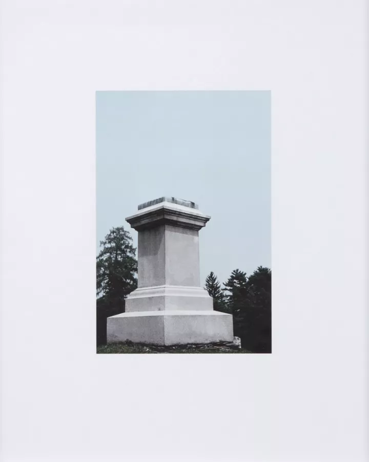 Peggy Buth, untitled (monument), 2007 © the artist Peggy Buth & KLEMM’s, Berlin