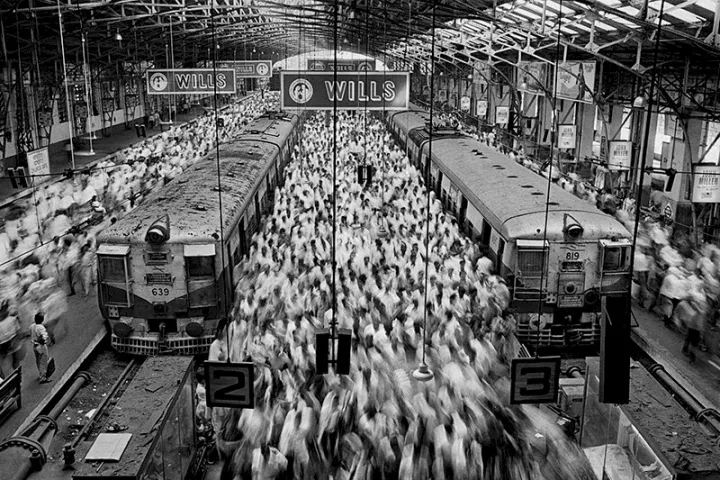 Church Gate Station, Bombay (Mumbai). India. 1995. © Sebastião Salgado Church Gate Station, Bombay (Mumbai). India. 1995. © Sebastião Salgado