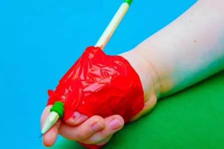 Untitled, 2017, from the series Abzgram © Karolina Wojtas