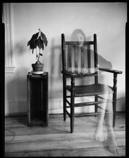 Susan Meiselas, Self-portrait, 44 Irving Street, Cambridge MA, 1971;