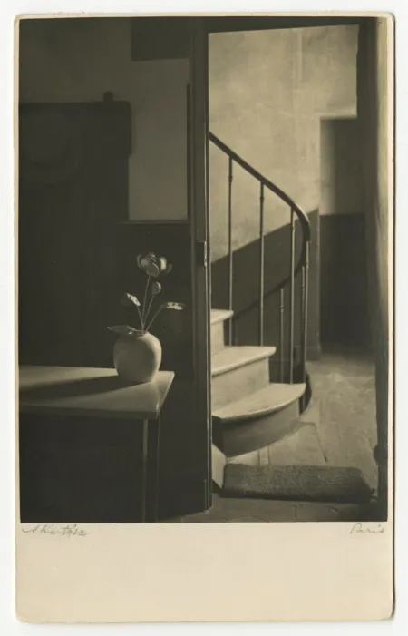 André Kertész, „Chez Mondrian, Paris“, 1926. Courtesy Howard Greenberg Galerie