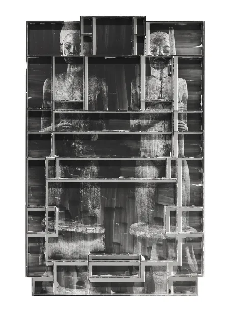 Aus der Arbeit Kabinette: Humboldt Forum, Berlin, Fotoskulptur, 2018 © Sara-Lena Maierhofer, VG Bild-Kunst, Bonn 2026