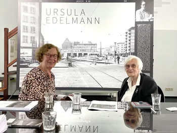 Eröffnung der Ausstellung Ursula Edelmann - Ein Leben für die Fotografie⁠ Barbara Klemm und Ursula Edelmann am 16. Juni 2021⁠, © Foto: Rudi Feuser⁠ ⁠
