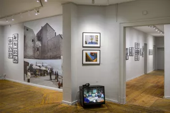 Blick in die Ausstellung in der ACC Galerie. Foto: Claus Bach 