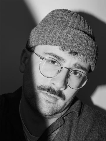 Artist Profile, © Samuel Solazzo