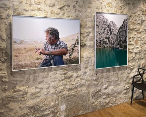 Arles, Showroom Innenansicht 2023. Fotos © Pepa Hristova, Sworn virgins