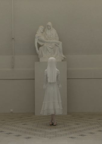 Natalia Evelyn Bencicova »Submission« from the series Enlightenment 2017 