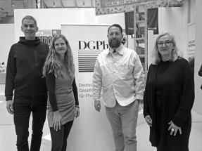 Vier der gewählten Vorstandsmitglieder. Im Bild von links: Rainer Schlautmann, Dr. Sandra Abend, Rüdiger Glatz und Juliane Rückriem