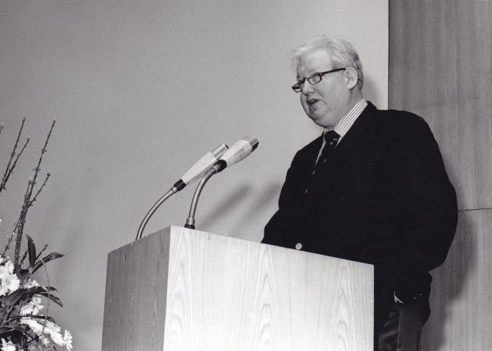 Dr. Karl Steinorth bei der Laudatio auf Don McCullin © Museum Folkwang Essen