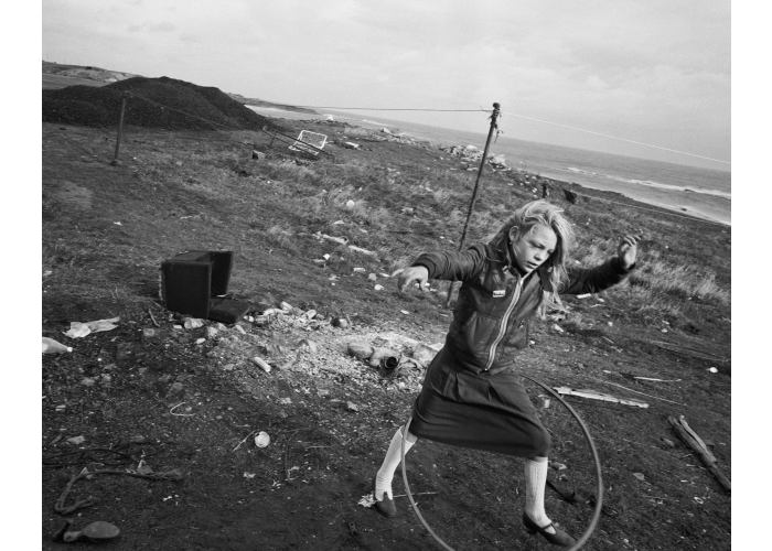 © Chris Killip. Helen and her Hula-Hoop