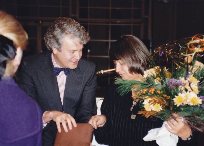 Preisverleihung 1990 in Stuttgart, rechts: Anna Fárová