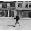 Konstanze Göbel: Geiststraße, 1988, aus der Serie: Halle im Umbruch. 1987–1989, Silbergelatine/Vintage Print, 288 x 430 mm, Kulturstiftung Sachsen-Anhalt, Kunstmuseum Moritzburg Halle (Saale), Eigentum des Landes Sachsen-Anhalt; Landesverwaltungsamt, Dokumentationsstelle Kunst, Repro: Kulturstiftung Sachsen-Anhalt © Konstanze Göbel Konstanze Göbel: Geiststraße, 1988, aus der Serie: Halle im Umbruch. 1987–1989, Silbergelatine/Vintage Print, 288 x 430 mm, Kulturstiftung Sachsen-Anhalt, Kunstmuseum Moritzburg Halle (Saale), Eigentum des Landes Sachsen-Anhalt; Landesverwaltungsamt, Dokumentationsstelle Kunst, Repro: Kulturstiftung Sachsen-Anhalt © Konstanze Göbel