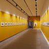 Ansicht der Ausstellung Laurie Simmons. Dollhouse Photographs, Deutsches Theatermuseum, 25.06. - 30.08.2026, © the artist, Courtesy Sammlung Goetz, München, Foto: Thomas Dashuber