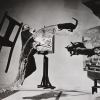 Philippe Halsman, Dalí Atomicus, ca. 1948, Staatsgalerie Stuttgart, Graphische Sammlung, erworben 2025 aus Mitteln der Museumsstiftung Baden-Württemberg, Sammlung Dietmar Siegert Copyright © Philippe Halsman Estate 2026, Salvador Dalí, Fundació Gala-Salvador Dalí / VG Bild-Kunst, Bonn 2026