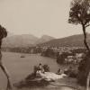 Giorgio Sommer, Sorrent: Blick auf die Stadt aus westlicher Richtung (Detail), um 1880–1890, Städel Museum, Frankfurt am Main; Enrico Van Lint, Pisa: Schiefer Turm (Detail), um 1855, Städel Museum, Frankfurt am Main