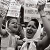 © Adriana Lestido Madre e hija de Plaza de Mayo 1982